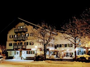 24035235-Ferienwohnung-3-Stumm im Zillertal-300x225-1