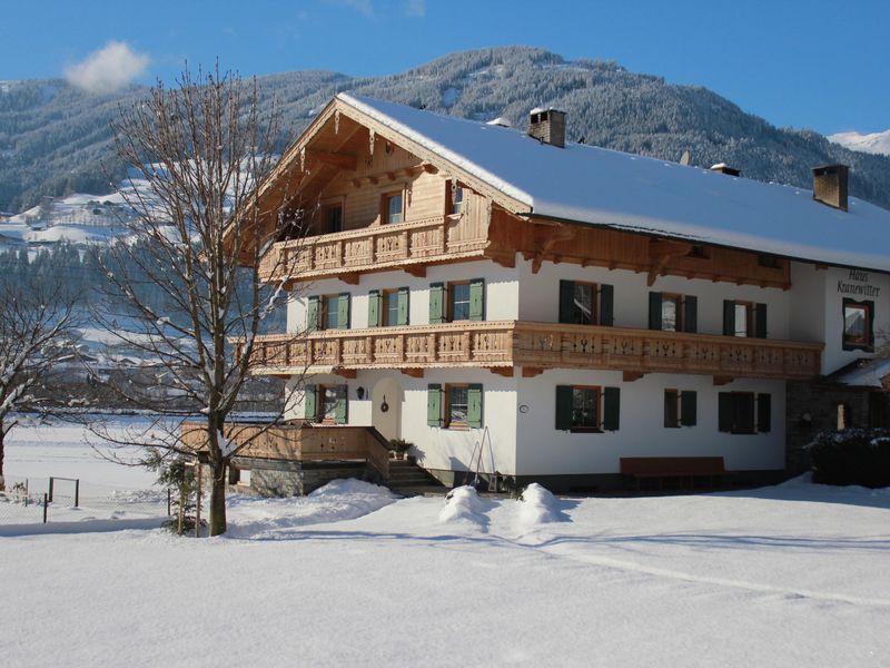 24035237-Ferienwohnung-8-Stumm im Zillertal-800x600-1