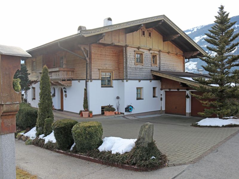 24035343-Ferienwohnung-8-Stumm im Zillertal-800x600-2