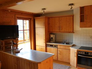 24035343-Ferienwohnung-8-Stumm im Zillertal-300x225-4