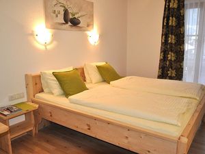 24035360-Ferienwohnung-8-Stumm im Zillertal-300x225-5