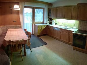 24035409-Ferienwohnung-9-Stumm im Zillertal-300x225-3