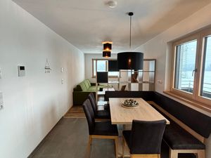 24035415-Ferienwohnung-6-Stumm im Zillertal-300x225-2