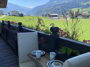 23995352-Ferienwohnung-8-Stumm im Zillertal-300x225-3