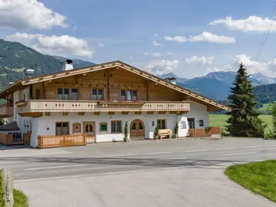 Apart_Stiegler_Dorfstrasse_2_Stumm_06_2022_Haus_au