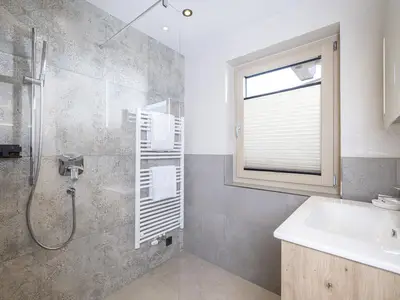 Badezimmer Apartment Enzian