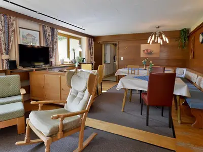 Frühstücksraum/Wohnraumapp. 8