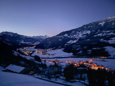 Ausblick vom Balkon in Richtung Aschau/Zell