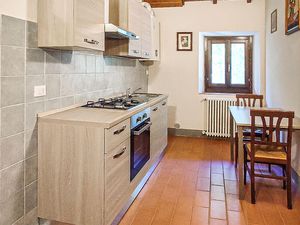 24024414-Ferienwohnung-14-Subbiano-300x225-3