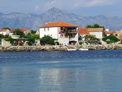 Ferienwohnung für 4 Personen in Sućuraj 1/10