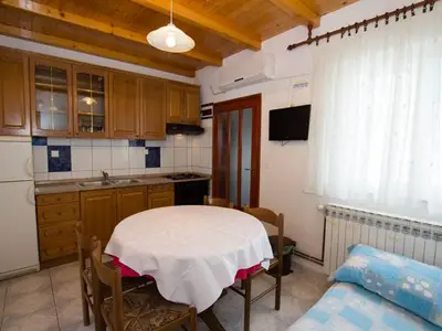 Ferienwohnung für 4 Personen in Sućuraj 8/10