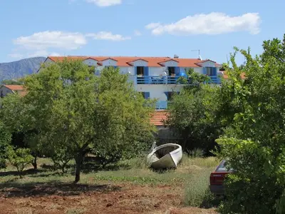 Ferienwohnung für 2 Personen in Sućuraj 2/10