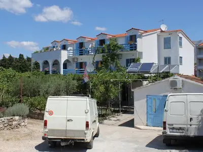 Ferienwohnung für 2 Personen in Sućuraj 3/10
