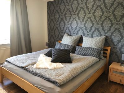 1.Schlafraum mit Doppelbett im Erdgeschoß