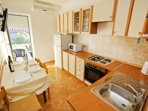 Ferienwohnung für 4 Personen (45 m²) in Sukošan