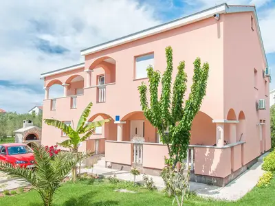 Ferienwohnung für 4 Personen (55 m²) in Sukošan 1/10