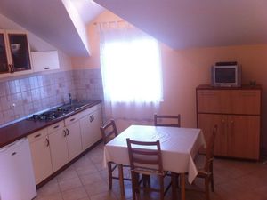 23045663-Ferienwohnung-4-Sukošan-300x225-2