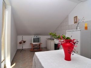 19285388-Ferienwohnung-0-Sukošan-300x225-4