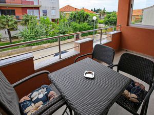 Ferienwohnung für 5 Personen (65 m²) in Sukošan