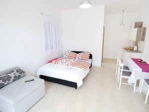 23754899-Ferienwohnung-2-Sukošan-300x225-3