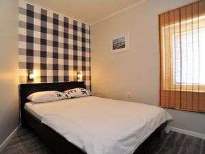 18688522-Ferienwohnung-6-Sukošan-300x225-5