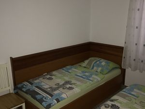 19378917-Ferienwohnung-4-Sukošan-300x225-5