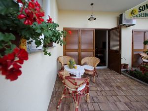 Ferienwohnung für 3 Personen (26 m²) in Sukošan