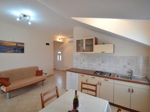 21992859-Ferienwohnung-4-Sukošan-300x225-1