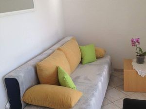 24014728-Ferienwohnung-4-Sukošan-300x225-1