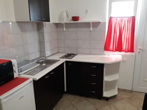 24014730-Ferienwohnung-4-Sukošan-300x225-4