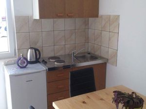 24014728-Ferienwohnung-4-Sukošan-300x225-5