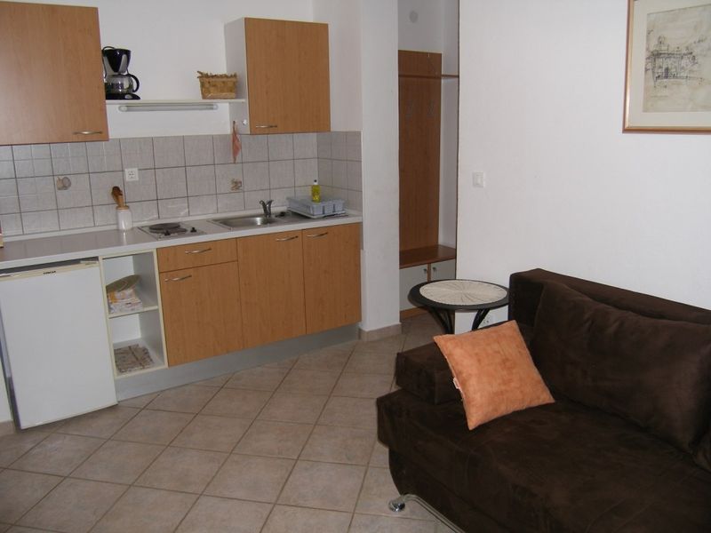 23932120-Ferienwohnung-4-Sukošan-800x600-2