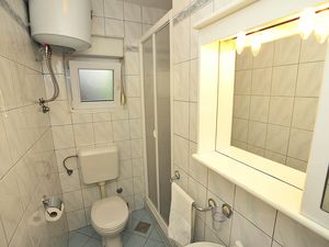 23928755-Ferienwohnung-3-Sukošan-300x225-5