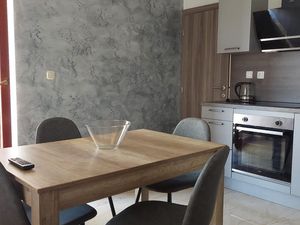 23931457-Ferienwohnung-6-Sukošan-300x225-4