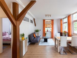 23705023-Ferienwohnung-3-Sulz am Neckar-300x225-1