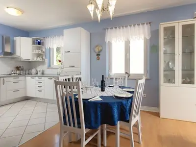 Ferienwohnung für 8 Personen in Sumartin 7/10