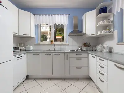 Ferienwohnung für 8 Personen in Sumartin 10/10