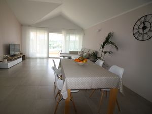 23096113-Ferienwohnung-4-Sumartin-300x225-3