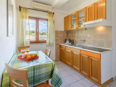 Ferienwohnung für 4 Personen in Sumartin 10/10