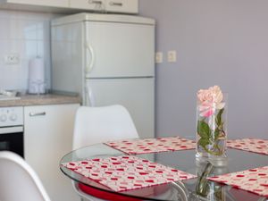 18322935-Ferienwohnung-4-Sumartin-300x225-5