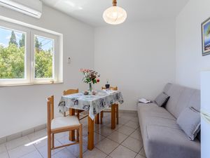 18555675-Ferienwohnung-2-Sumartin-300x225-1