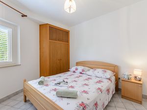 18555676-Ferienwohnung-4-Sumartin-300x225-4