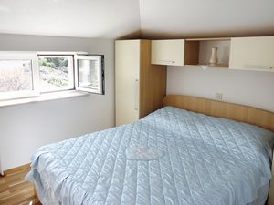 18559795-Ferienwohnung-3-Sumartin-300x225-4