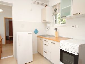 18693097-Ferienwohnung-4-Sumartin-300x225-4