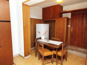 19127254-Ferienwohnung-4-Sumartin-300x225-3