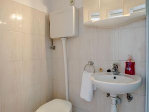 22450877-Ferienwohnung-3-Sumartin-300x225-4