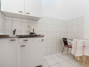 23958590-Ferienwohnung-3-Sumpetar-300x225-5