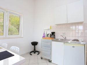 23931325-Ferienwohnung-4-Sumpetar-300x225-5