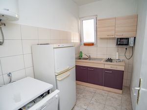 19211592-Ferienwohnung-9-Sumpetar-300x225-5