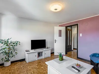 Photo, INSIDE, OUTSIDE